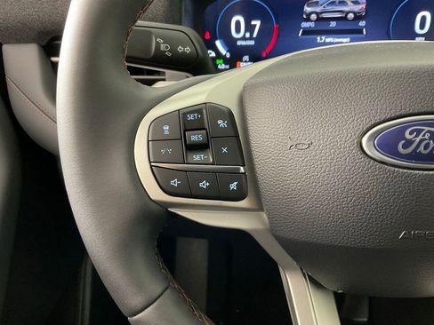 New 2026 Ford Explorer Active RWD image 26