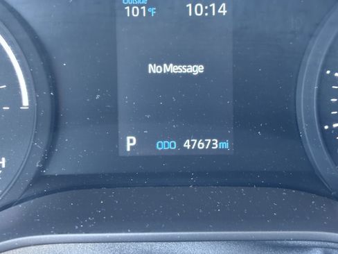 Used 2023 Toyota Sienna XLE FWD image 30