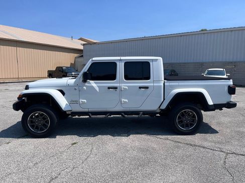 Used 2020 Jeep Gladiator Overland w/ Popular Equipment Package AWD/4WD image 6