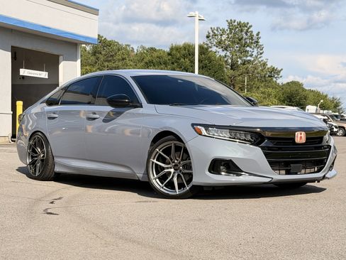 Used 2022 Honda Accord Sport Special Edition image 2