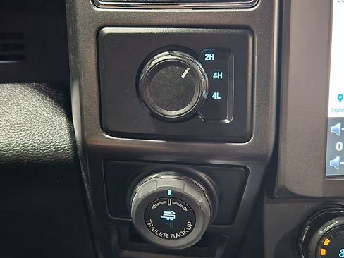 Used 2019 Ford F150 XLT w/ Equipment Group 302A Luxury image 40