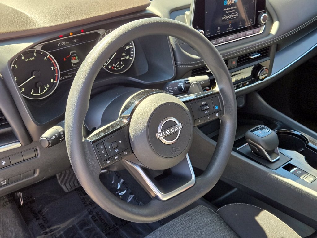 Certified 2023 Nissan Rogue SV FWD image 26