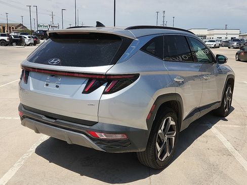 Used 2024 Hyundai Tucson Limited image 3