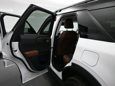 Used 2023 Ford Bronco Sport Badlands w/ Premium Package image 19