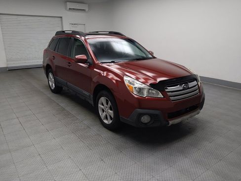 Used 2014 Subaru Outback 2.5i Limited w/ Moonroof Package AWD/4WD image 11