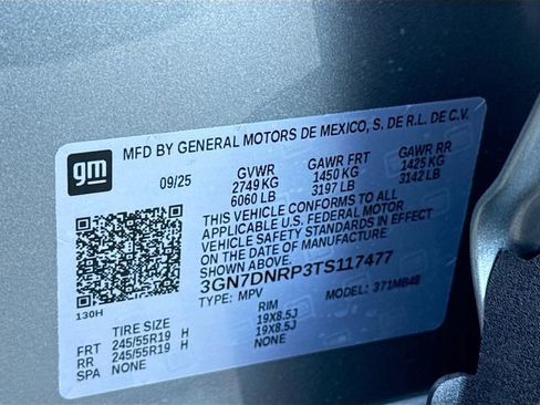 New 2026 Chevrolet Equinox EV LT image 32