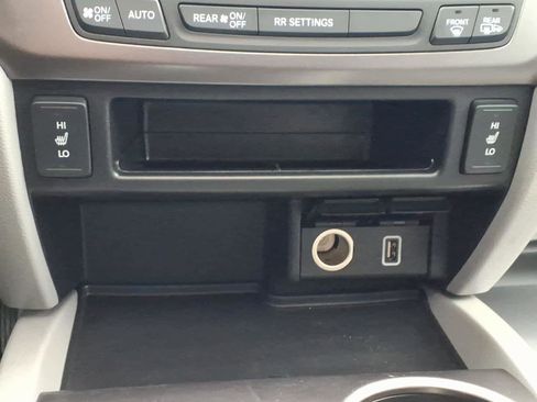 Used 2019 Honda Ridgeline RTL image 22