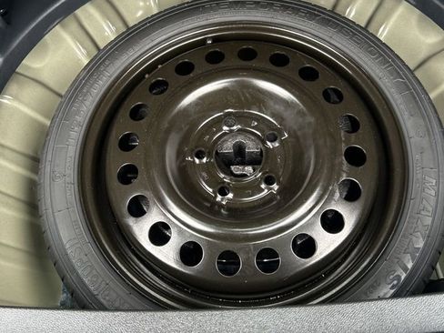 Used 2025 Chevrolet Equinox LT w/ Convenience Package II image 15