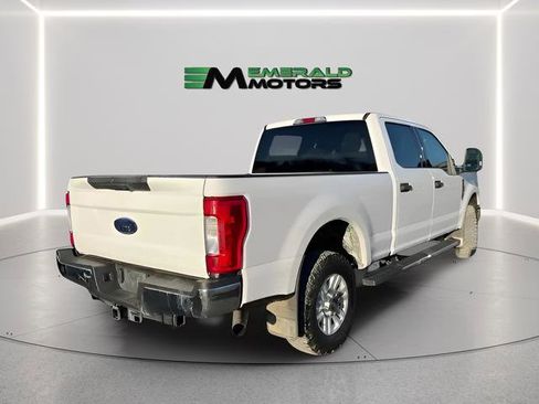 Used 2019 Ford F250 XLT w/ XLT Value Package AWD/4WD image 4
