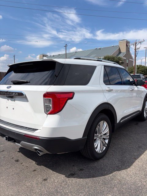 Used 2023 Ford Explorer Limited w/ Limited Technology Package RWD image 5