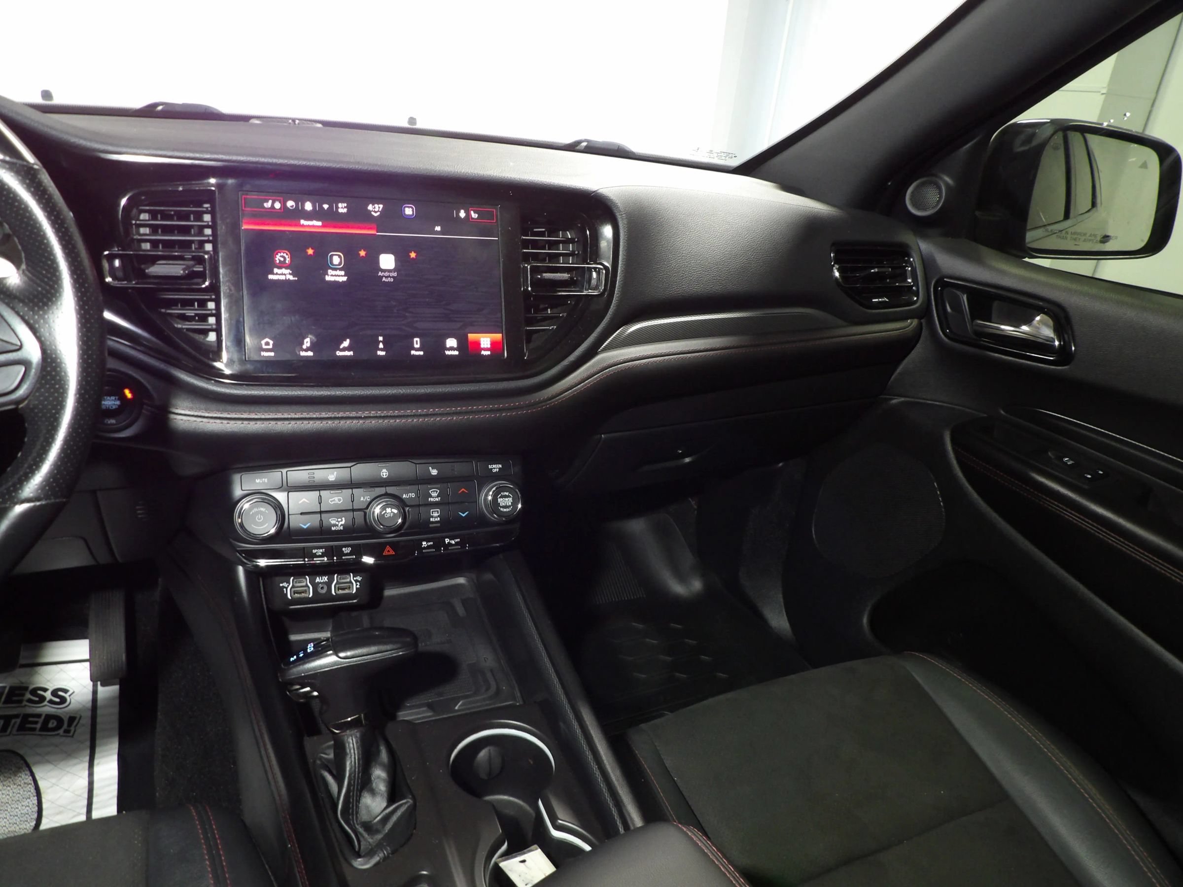 Used 2022 Dodge Durango R/T w/ Blacktop Package AWD/4WD image 23