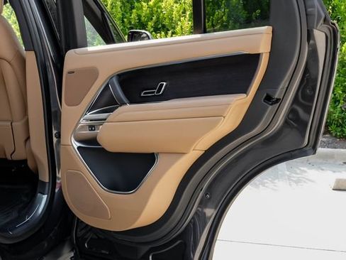 New 2026 Land Rover Range Rover SE AWD/4WD image 54