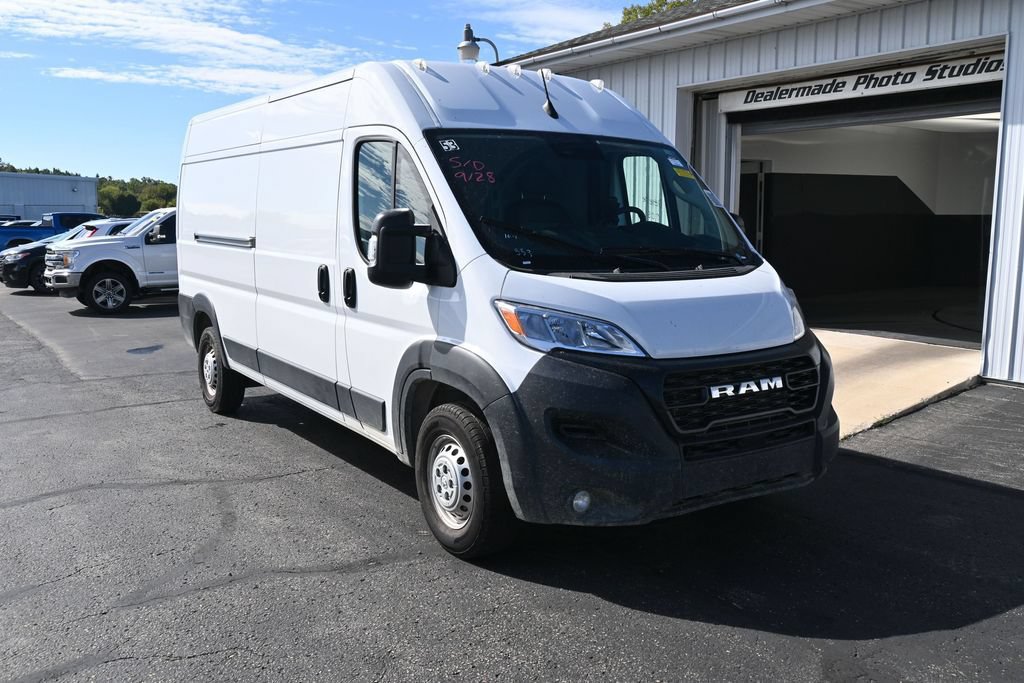 Used 2026 RAM ProMaster 2500 w/ Convenience Group FWD image 2