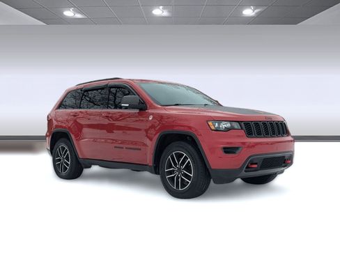 Used 2020 Jeep Grand Cherokee Trailhawk image 7