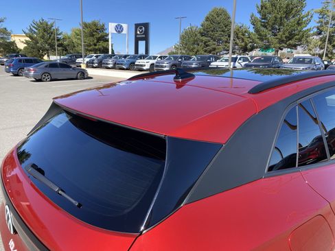 Certified 2023 Volkswagen ID.4 Pro S AWD/4WD image 28