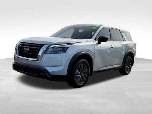 Certified 2023 Nissan Pathfinder S image 9