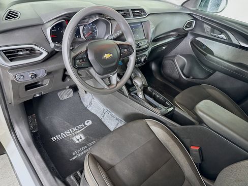 Used 2023 Chevrolet TrailBlazer LS FWD image 8