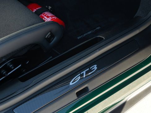 Used 2022 Porsche 911 GT3 image 19