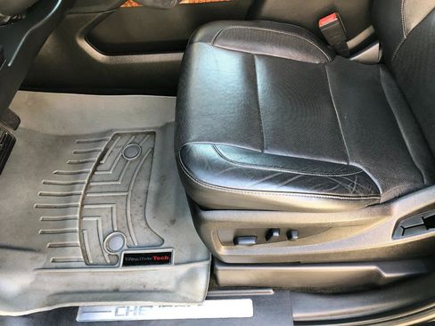 Used 2017 Chevrolet Tahoe Premier AWD/4WD image 16