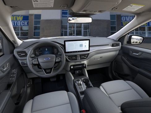 New 2026 Ford Escape SE w/ Class II Trailer Tow Package FWD image 9