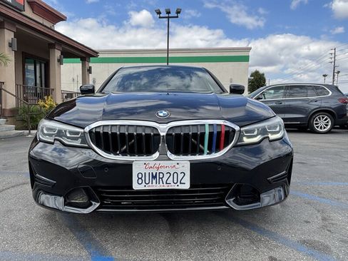 Used 2021 BMW 330i Sedan w/ Driving Assistance Package RWD image 11