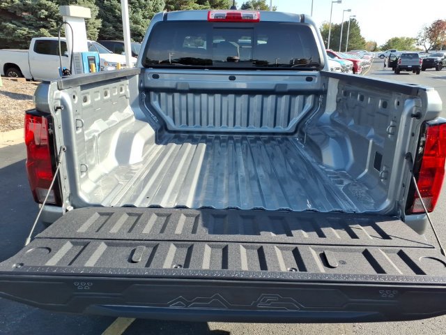 New 2026 Chevrolet Colorado Trail Boss AWD/4WD image 10