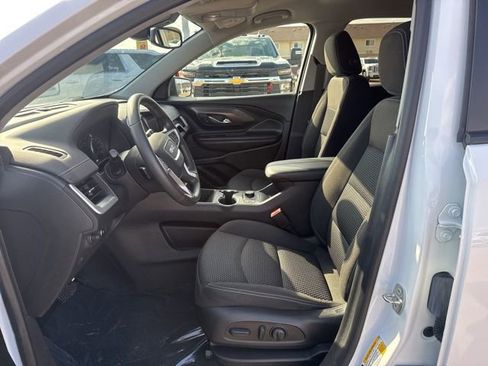 Used 2023 GMC Terrain SLE w/ Driver Convenience Package image 11
