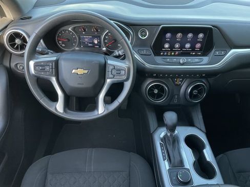 Used 2022 Chevrolet Blazer LT w/ LPO, Black Grille Bar Package FWD image 10