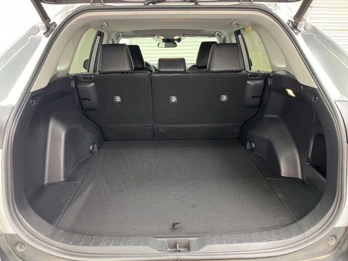 Used 2020 Toyota RAV4 XLE Premium FWD image 19