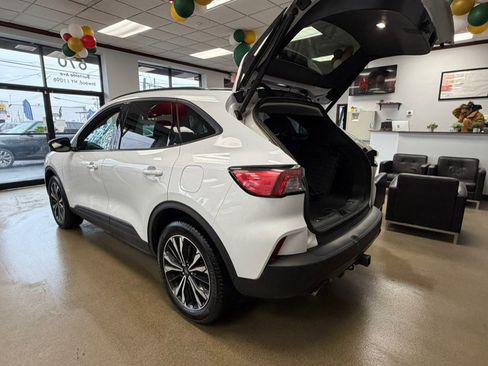 Used 2021 Ford Escape SEL w/ SEL Stealth AWD Package image 13