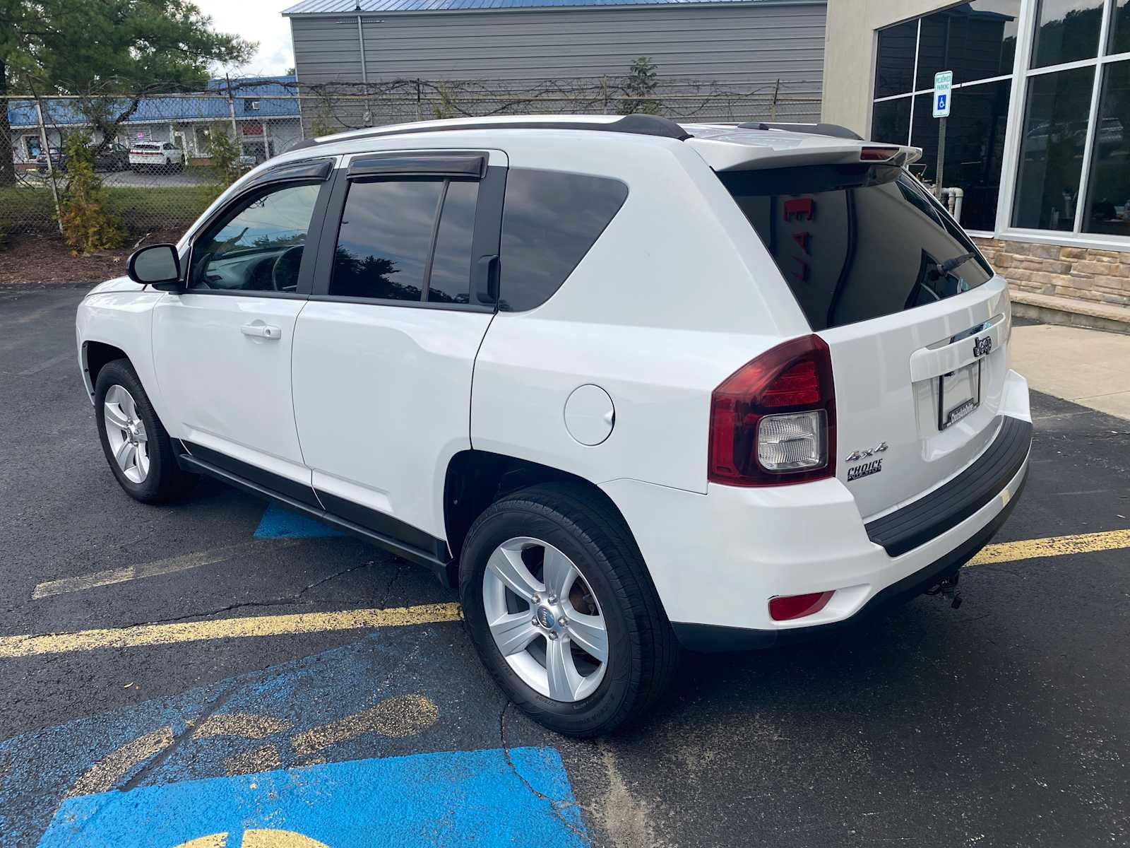 Used 2014 Jeep Compass Sport w/ Power Value Group AWD/4WD image 3