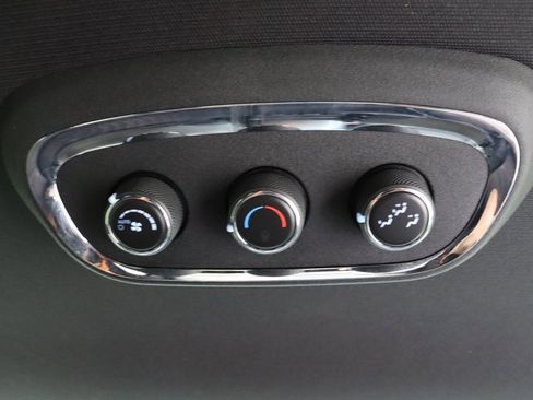 Used 2020 Dodge Durango SXT image 26