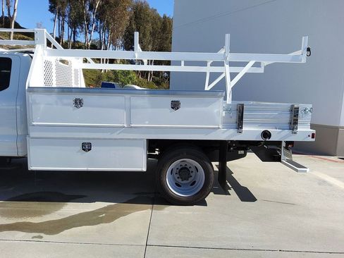 New 2025 Ford F450 XL w/ XL Chrome Package AWD/4WD image 15