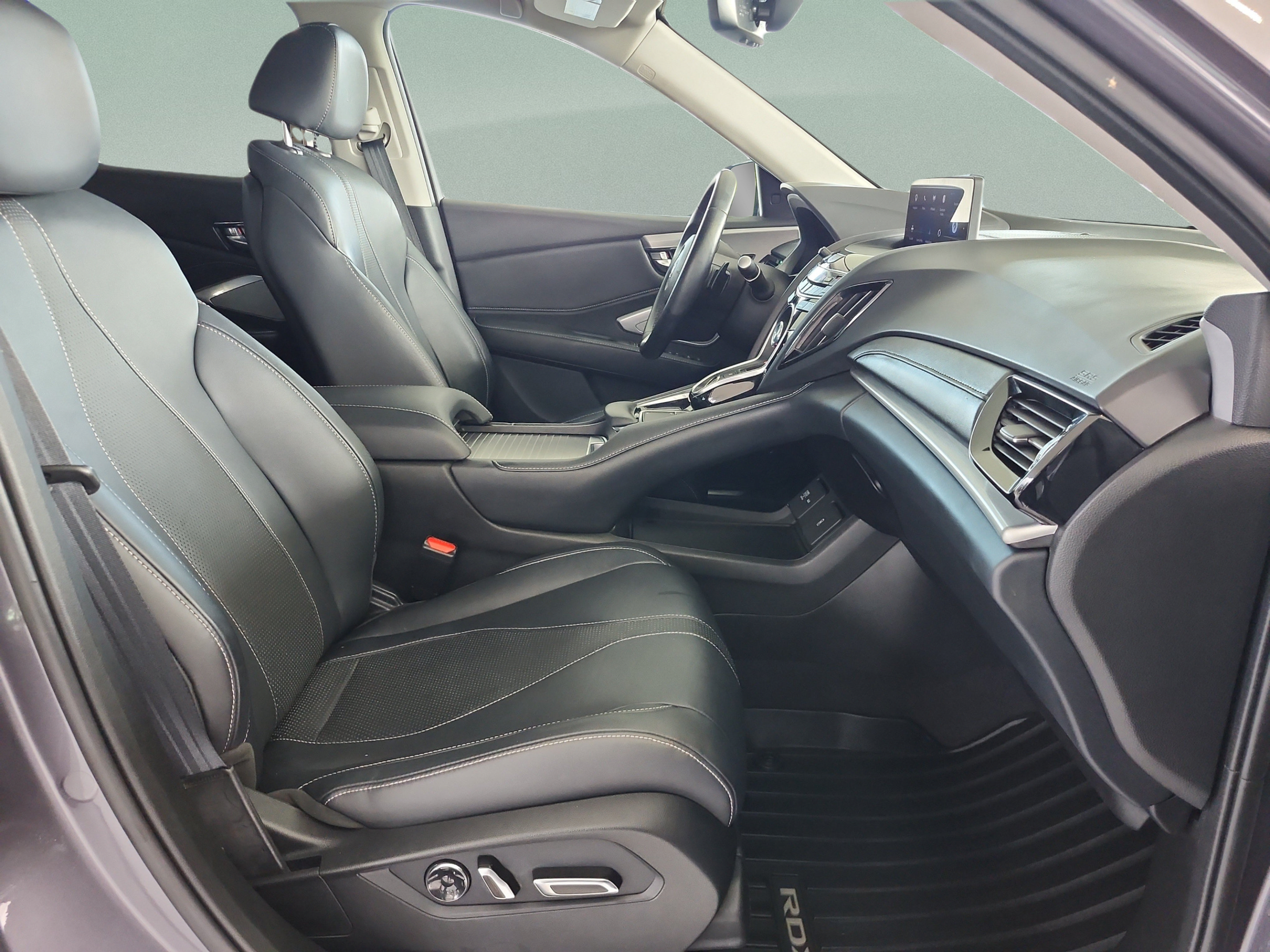 Used 2019 Acura RDX w/ Technology Package FWD image 22