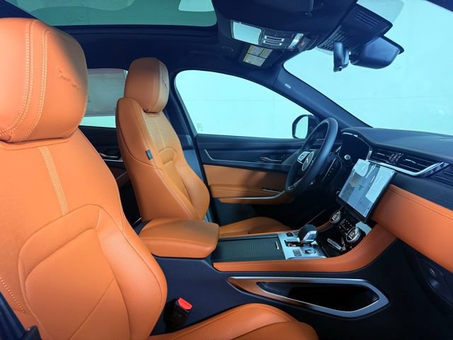 Used 2026 Jaguar F-PACE R-Dynamic S AWD/4WD image 33