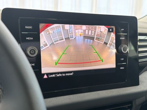 New 2026 Volkswagen Jetta SE FWD image 24
