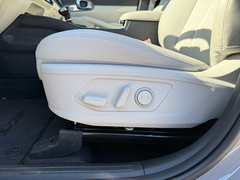 New 2026 Kia Sorento EX image 17