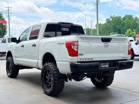 Used 2017 Nissan Titan S AWD/4WD image 5