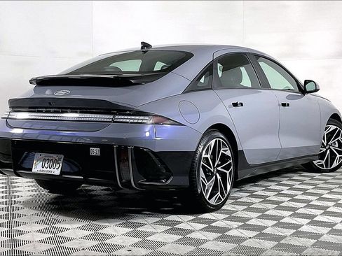 Used 2025 Hyundai Ioniq 6 SEL RWD image 10