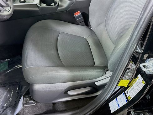 Certified 2021 Toyota RAV4 LE image 23