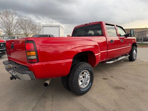 Used 2006 Chevrolet Silverado 3500 LT w/ Heavy-Duty Power Package image 11