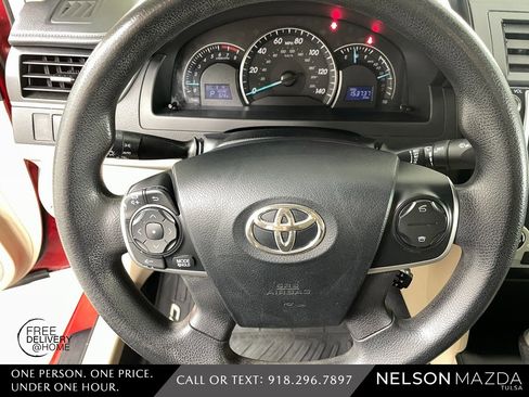 Used 2012 Toyota Camry LE image 22