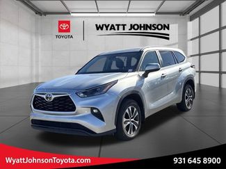 Certified 2024 Toyota Highlander XLE video 1