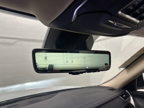 Used 2022 Jeep Grand Cherokee L Limited w/ Luxury Tech Group II image 27