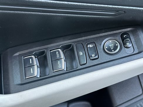 Used 2023 Honda Accord LX image 12