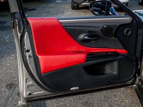 Used 2019 Lexus ES 350 F Sport image 21