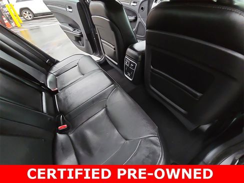 Certified 2019 Chrysler 300 Limited image 12