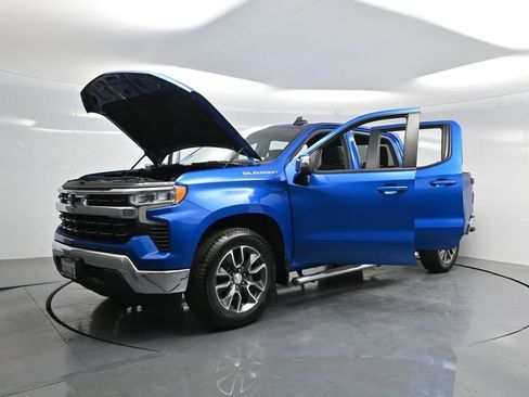 Used 2022 Chevrolet Silverado 1500 LT image 48