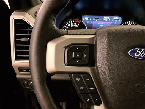 Used 2020 Ford F150 Lariat w/ Equipment Group 502A Luxury AWD/4WD image 17