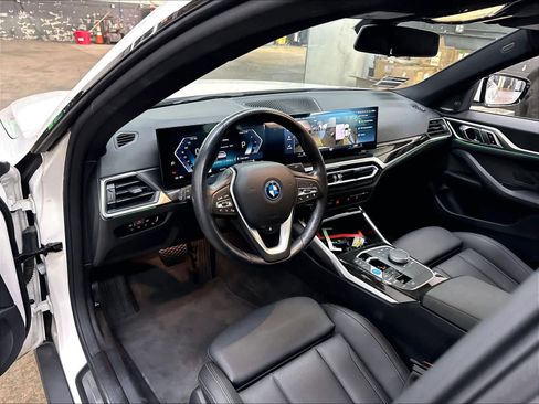 Used 2023 BMW i4 eDrive40 w/ Premium Package RWD image 16